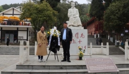 塑前寄哀思，吾辈承浩气  --我院开展“赓续 2025 清明祭英烈”活动